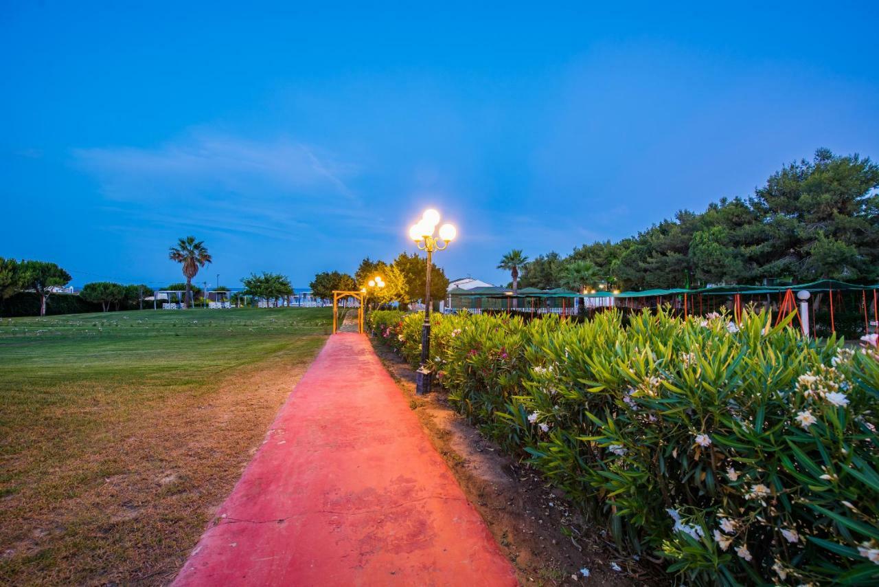 Ammos Sea Front Rooms - Adults Only วาซิลิคอส ภายนอก รูปภาพ